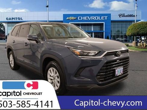 Used 2024 Toyota Grand Highlander XLE image 1