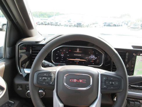 New 2026 GMC Sierra 2500 SLT w/ SLT Premium Package AWD/4WD image 21