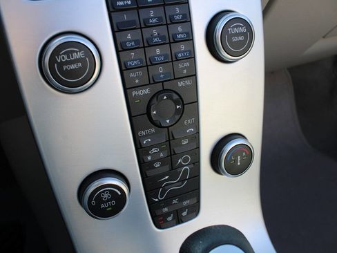 Used 2012 Volvo C70 T5 image 24