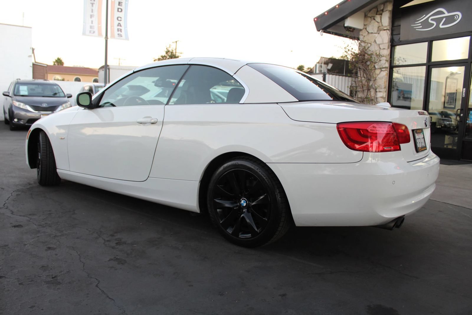Used 2013 BMW 328i Convertible RWD image 3