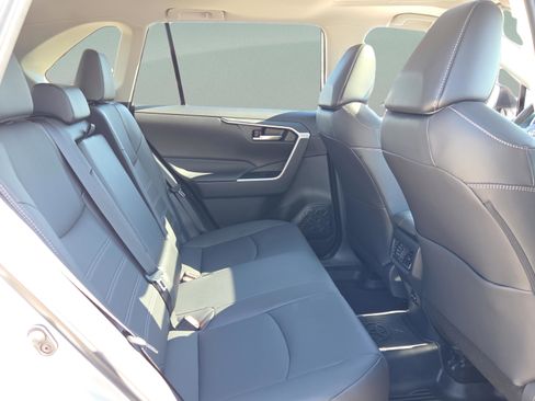 Certified 2025 Toyota RAV4 XLE Premium image 18