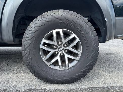 Used 2018 Ford F150 Raptor w/ Equipment Group 802A Luxury AWD/4WD image 35