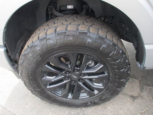Used 2024 Ford F150 Lariat w/ Bed Utility Package image 15