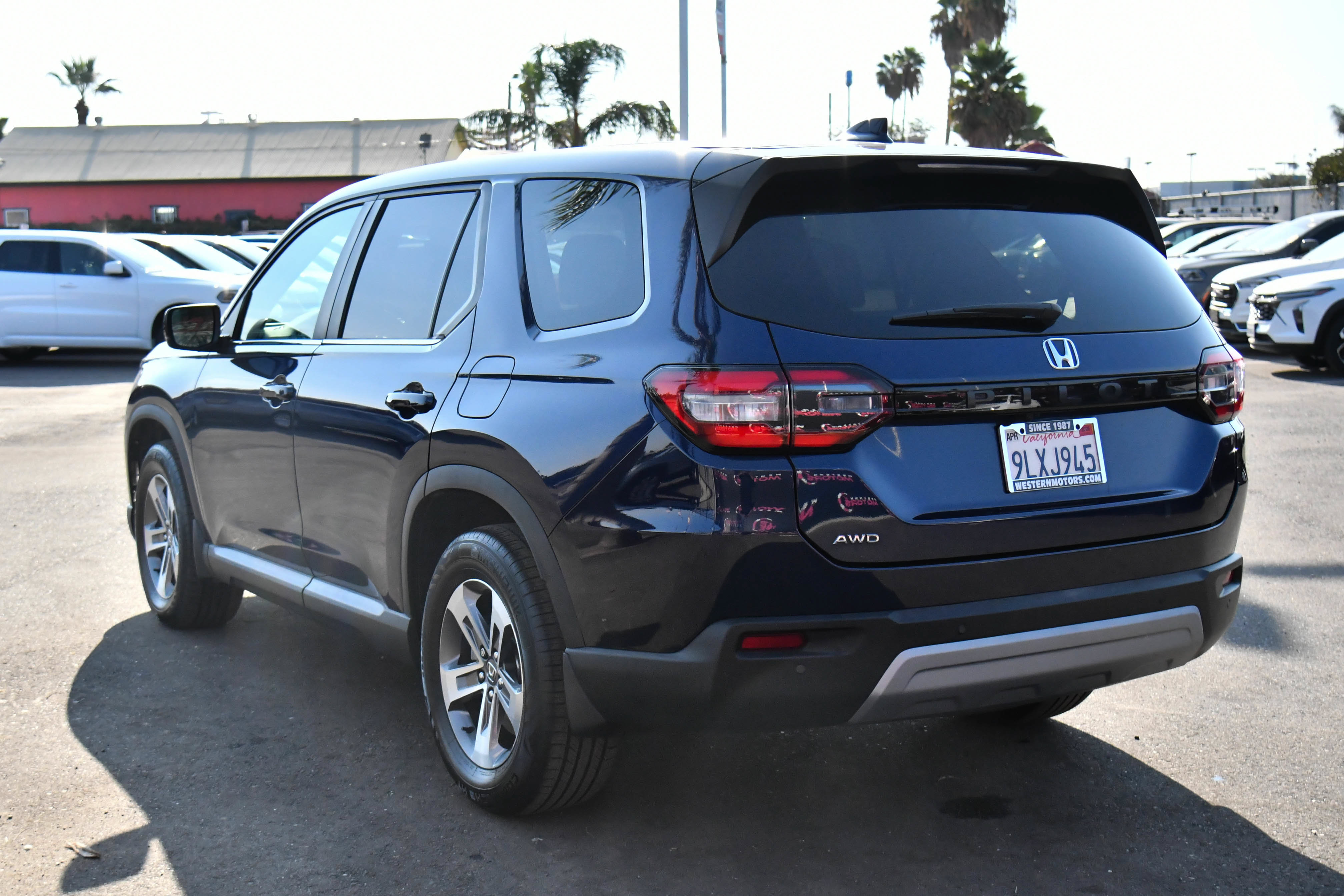 Used 2024 Honda Pilot EX-L image 6
