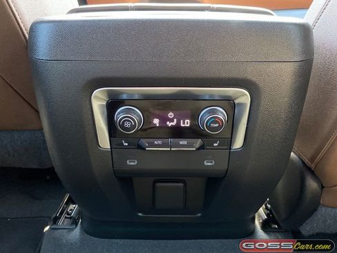 Used 2022 Chevrolet Tahoe High Country AWD/4WD image 23
