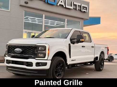 Used 2023 Ford F250 XL w/ STX Appearance Package image 14