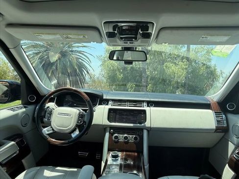 Used 2014 Land Rover Range Rover Supercharged image 18