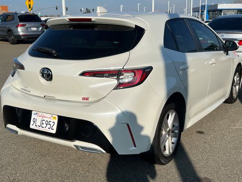 Certified 2019 Toyota Corolla SE image 2