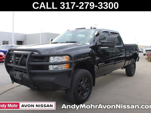 Used 2014 Chevrolet Silverado 2500 LT w/ Interior Plus Package AWD/4WD image 3