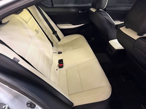 Used 2022 Lexus IS 350 F Sport image 23