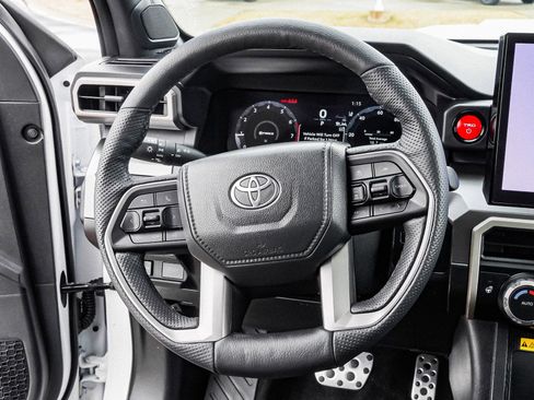 Certified 2025 Toyota Tacoma TRD Sport w/ TRD Sport Upgrade Package image 33