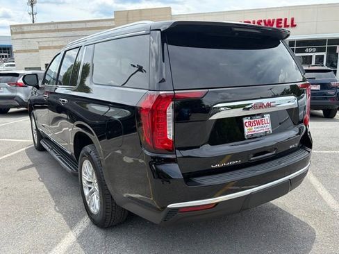 Used 2021 GMC Yukon XL SLT AWD/4WD image 4