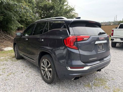 Used 2019 GMC Terrain Denali w/ Advanced Safety Package FWD image 7