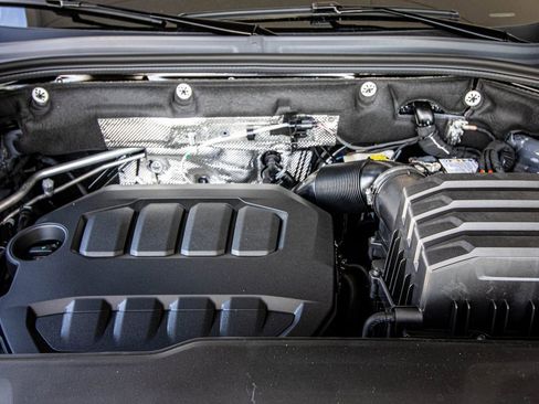 New 2026 Volkswagen Atlas Cross Sport SE image 24