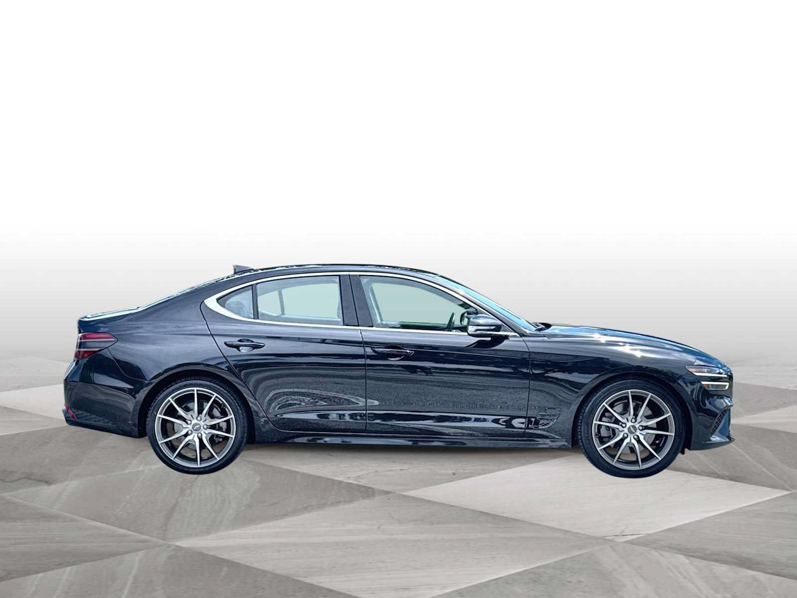 Used 2023 Genesis G70 2.0T RWD image 9