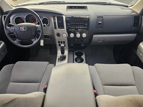 Used 2008 Toyota Tundra 4x4 CrewMax image 14