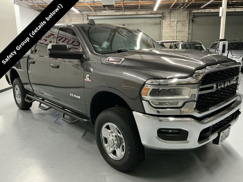Used 2019 RAM 2500 Tradesman w/ Safety Group image 3