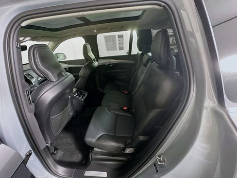 Used 2024 Volvo XC90 B5 Core w/ Protection Package image 27