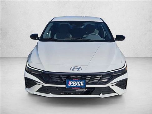 Used 2026 Hyundai Elantra Sport FWD image 2
