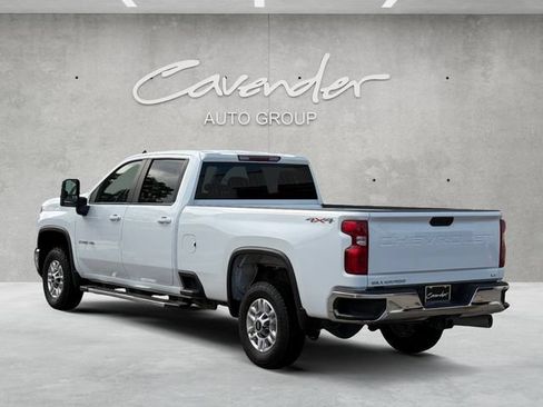 Used 2024 Chevrolet Silverado 2500 LT AWD/4WD image 14