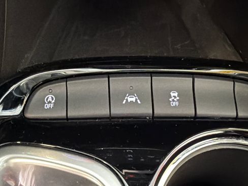 Used 2025 Buick Encore GX Preferred FWD image 51