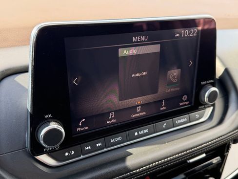 Used 2022 Nissan Rogue SV image 19