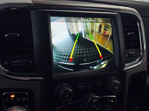 Used 2018 RAM 1500 Laramie w/ Convenience Group image 31