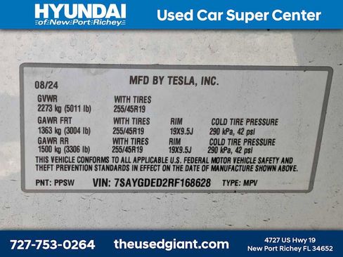 Used 2024 Tesla Model Y 2WD image 13