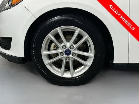 Used 2018 Ford Focus SE image 30