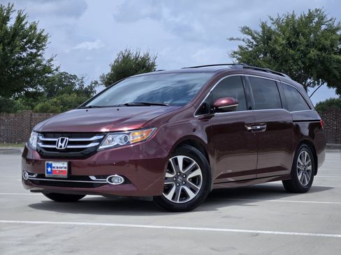 Used 2016 Honda Odyssey Touring Elite image 1