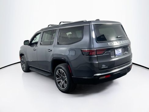 Used 2022 Jeep Wagoneer Series III AWD/4WD image 7