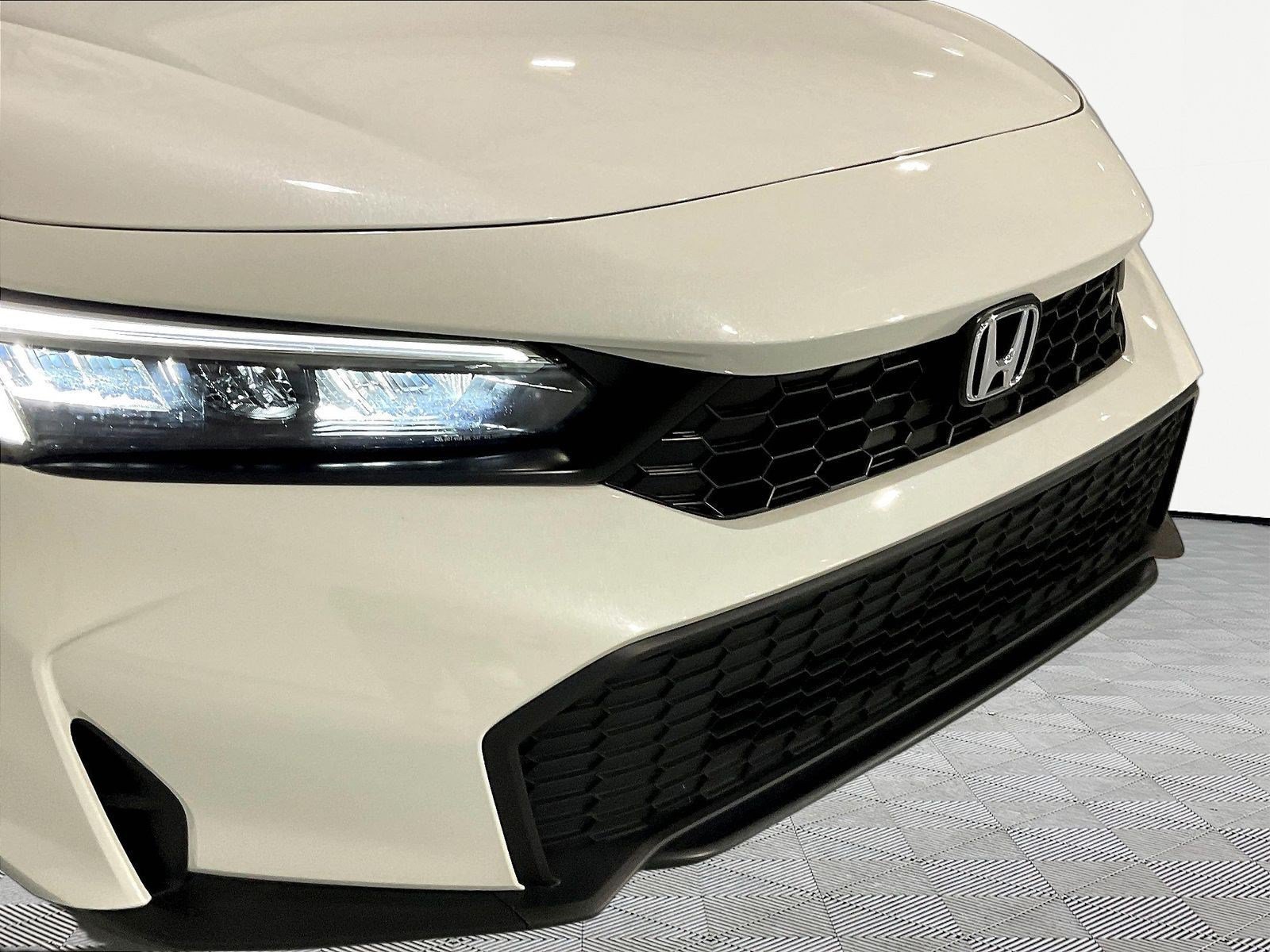 Used 2026 Honda Civic Sport image 31