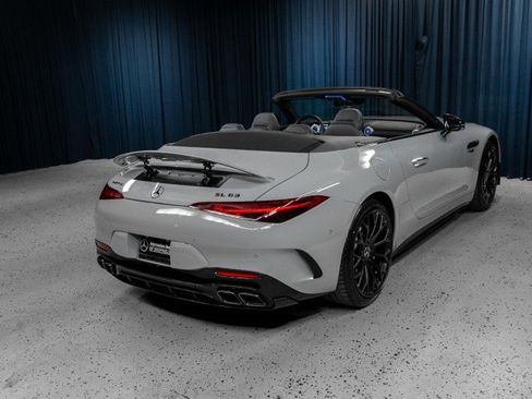 Used 2022 Mercedes-Benz SL 63 AMG 4MATIC image 8