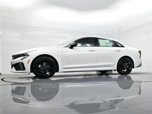 New 2026 Kia K5 GT-Line image 36