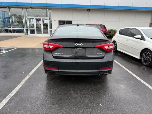 Used 2017 Hyundai Sonata Sport w/ Value Edition Package 02 FWD image 4
