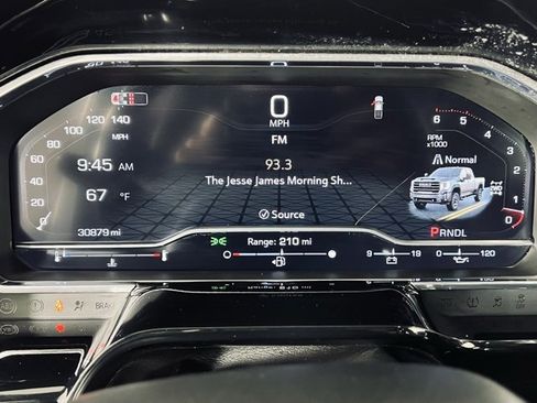 Used 2024 GMC Sierra 3500 SLE w/ SLE Convenience Package image 26