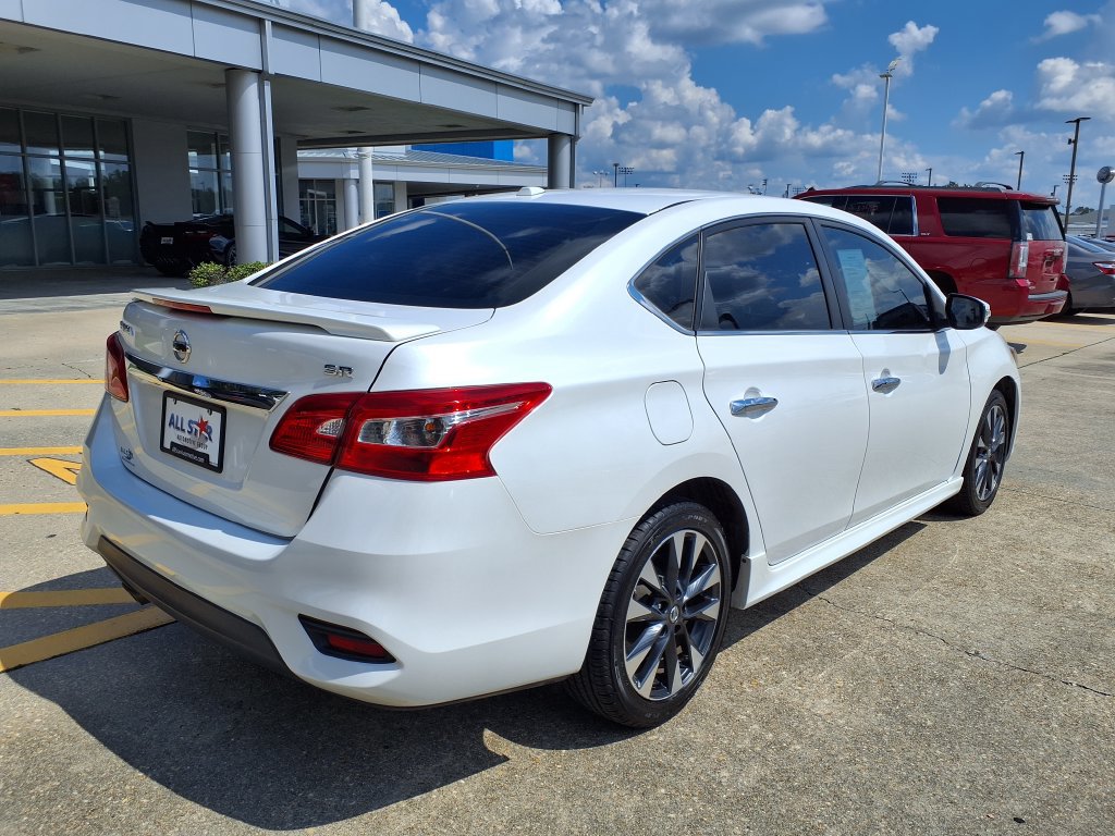Used 2019 Nissan Sentra SR FWD image 5