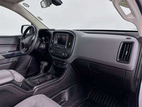 Used 2020 Chevrolet Colorado W/T image 24
