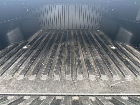 Used 2019 Toyota Tacoma SR5 image 5