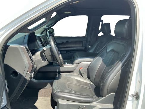 Used 2020 Ford Expedition Limited image 9
