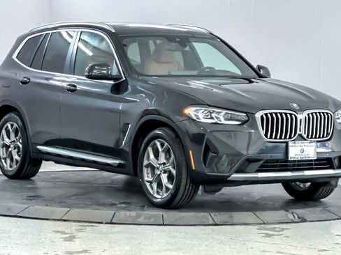 Used 2023 BMW X3 sDrive30i w/ Premium Package image 9