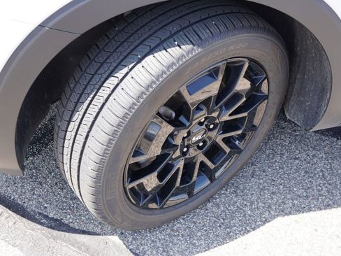 Certified 2022 Kia Telluride SX w/ Nightfall Edition Package AWD/4WD image 13