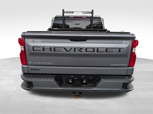 Used 2022 Chevrolet Silverado 1500 Custom image 7