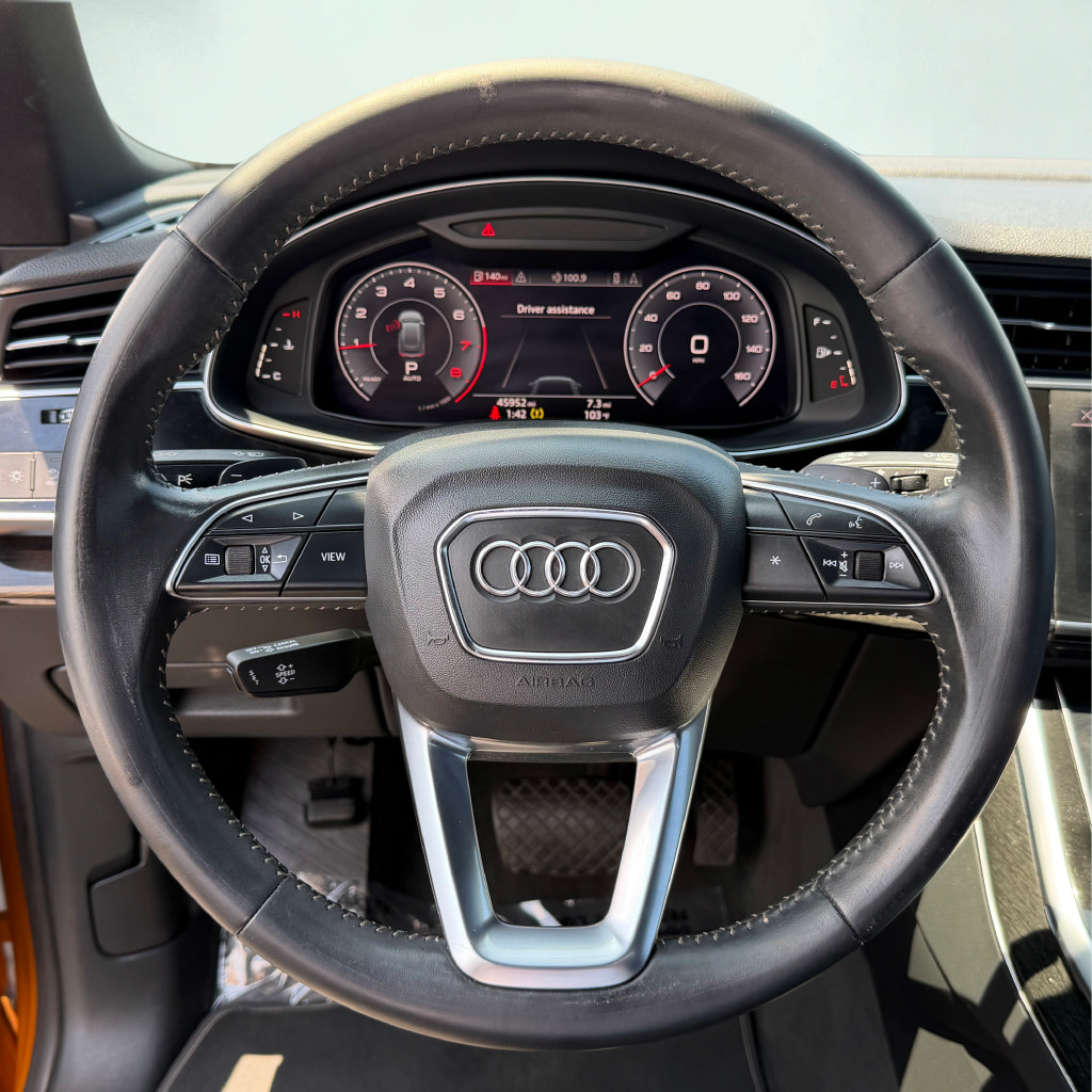 Used 2019 Audi Q8 Premium Plus w/ Premium Plus AWD/4WD image 36