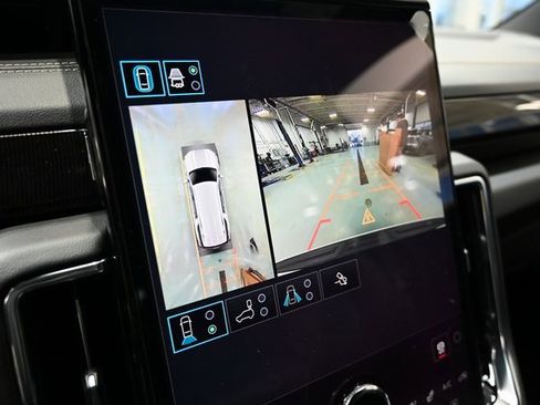 New 2026 GMC Yukon XL Elevation w/ Elevation Premium Package image 14