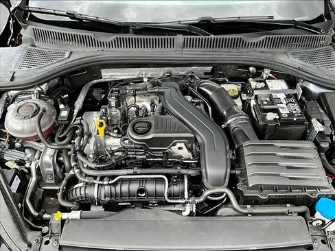 Used 2024 Volkswagen Jetta SE FWD image 11