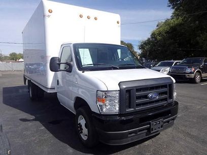 Used 2024 Ford E-450 and Econoline 450 Super Duty w/ Power Windows & Locks Group