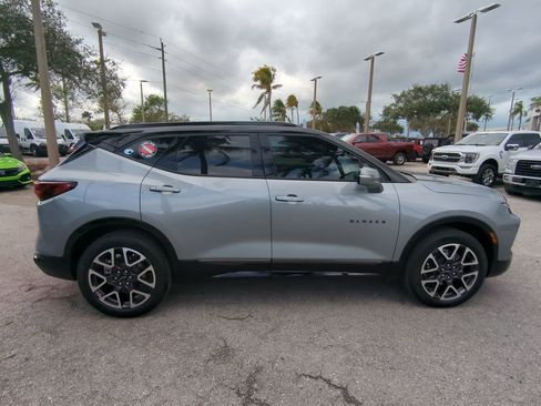 Used 2024 Chevrolet Blazer RS w/ Driver Confidence II Package image 4