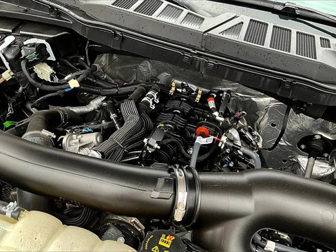 Used 2024 Ford F150 XLT w/ Tow/Haul Package image 35