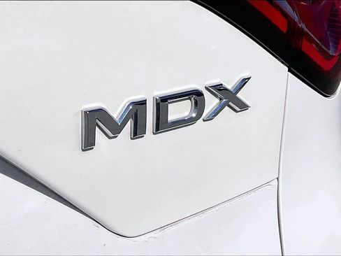 Used 2023 Acura MDX A-Spec image 29